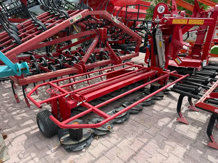 Sürüm Sıkmalı Diskli Çayır ve Yonca Biçme Makinesi 240 ürün görseli